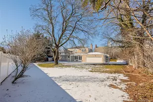 467 Hempstead Ave, Rockville Centre, NY 11570 - Photo 31