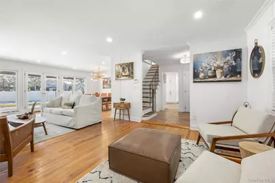 467 Hempstead Avenue, Rockville Centre, NY 11570 - Photo 11