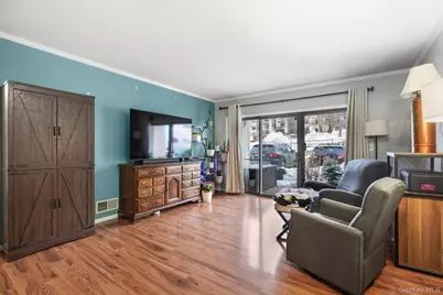 4 Nottingham Circle, Peekskill, NY 10566 - Photo 3