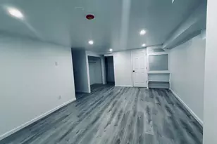 14 Chamberlain Ave, Yonkers, NY 10704 - Photo 13