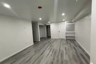 14 Chamberlain Ave, Yonkers, NY 10704 - Photo 15