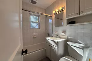 14 Chamberlain Ave, Yonkers, NY 10704 - Photo 11