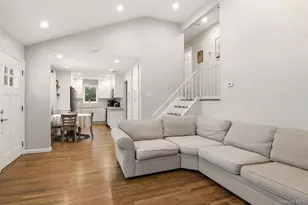 23 Gay Lore Dr, Huntington, NY 11743 - Photo 7