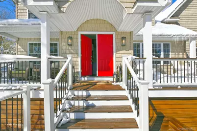 11 Westfield Drive, Centerport, NY 11721 - Photo 3