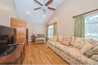 9 Elm Lane, Stony Brook, NY 11790 - Photo 11