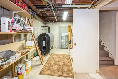 9 Elm Lane, Stony Brook, NY 11790 - Photo 17