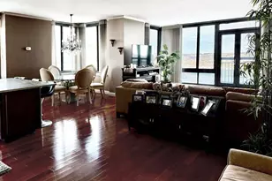 10 City Pl, White Plains, NY 10601 - Photo 3