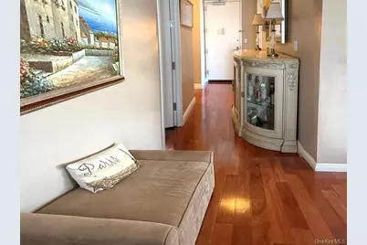 10 City Place #16E, White Plains, NY 10601 - Photo 9