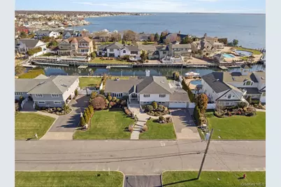 14 Club Drive, Massapequa, NY 11758 - Photo 31