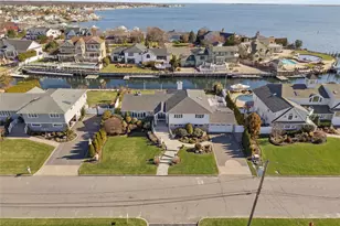 14 Club Dr, Massapequa, NY 11758 - Photo 31