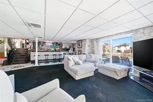 14 Club Dr, Massapequa, NY 11758 - Photo 19