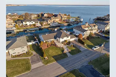 14 Club Drive, Massapequa, NY 11758 - Photo 35