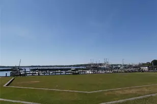 1000 9th St, Greenport, NY 11944 - Photo 15