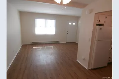 1000 9th Street #D30, Greenport, NY 11944 - Photo 3