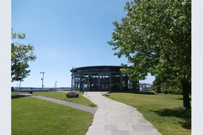 1000 9th Street #D30, Greenport, NY 11944 - Photo 13