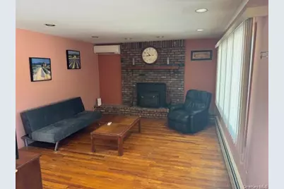 3914 Maplewood Drive, Seaford, NY 11783 - Photo 19