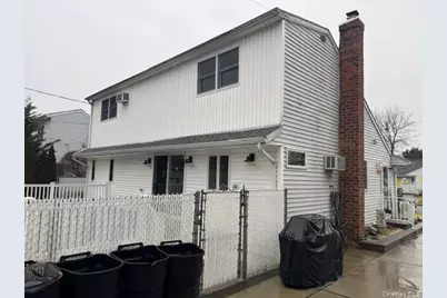 3914 Maplewood Drive, Seaford, NY 11783 - Photo 5