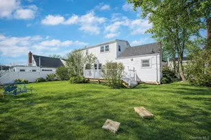 420 Devonshire Rd, Baldwin, NY 11510 - Photo 3