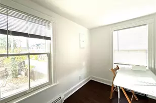 1433 Old Northern Blvd, Roslyn, NY 11576 - Photo 7