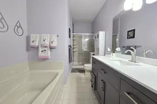 120 Kettles Ln, Medford, NY 11763 - Photo 17