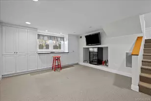 299 Stratton Rd, New Rochelle, NY 10804 - Photo 39