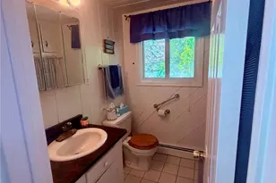 15 Maple St, West Babylon, NY 11704 - Photo 11