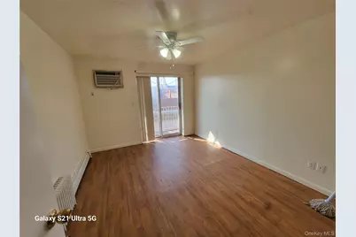 48-82 37th Street #2nd Fl, Long Island City, NY 11101 - Photo 9