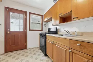 82-59 263rd St, Floral Park, NY 11004 - Photo 19