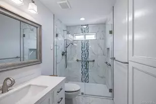 2 Bedford Ct, Ridge, NY 11961 - Photo 7