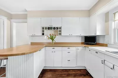 5 Lafayette Drive, Port Chester, NY 10573 - Photo 11