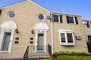 221-05 67th Ave, Oakland Gardens, NY 11364 - Photo 11