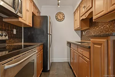 204 Millard Avenue #204, West Babylon, NY 11704 - Photo 13