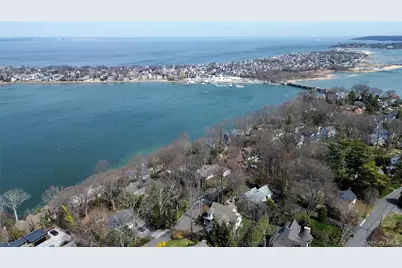 798 Connecticut View Drive, Oyster Bay, NY 11771 - Photo 33