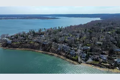 798 Connecticut View Drive, Oyster Bay, NY 11771 - Photo 35