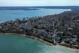 798 Connecticut View Dr, Oyster Bay, NY 11771 - Photo 35