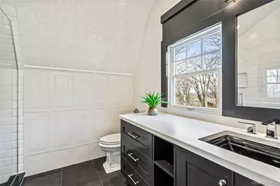 798 Connecticut View Drive, Oyster Bay, NY 11771 - Photo 21