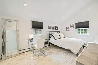 798 Connecticut View Drive, Oyster Bay, NY 11771 - Photo 23