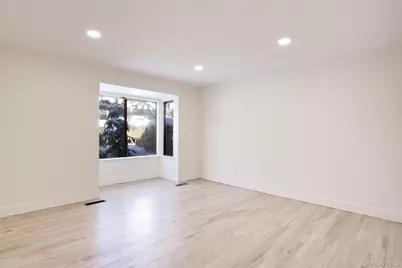 29 Woodland Drive, Roslyn, NY 11576 - Photo 17