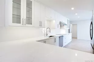 29 Woodland Dr, Roslyn, NY 11576 - Photo 7