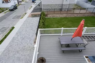 44 Buxton St, Long Beach, NY 11561 - Photo 25