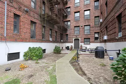 11525 Metropolitan Avenue #233, Kew Gardens, NY 11418 - Photo 25
