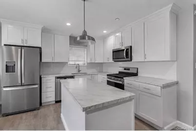 616 E Broadway #6F, Long Beach, NY 11561 - Photo 5