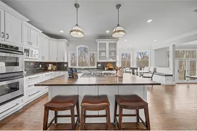 1359 Rustic Ridge Court, Yorktown Heights, NY 10598 - Photo 7