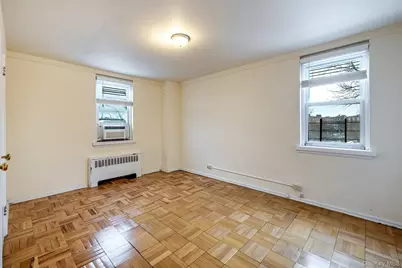 55 Knolls Crescent #6C, Bronx, NY 10463 - Photo 7