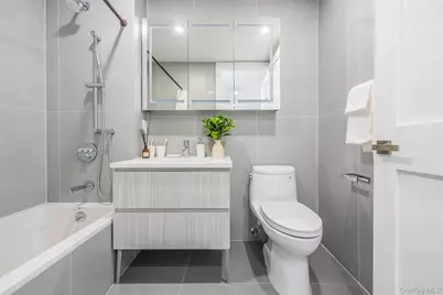 134-11 Franklin Avenue #4F, Flushing, NY 11355 - Photo 9