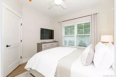 205 Romar Court, West Babylon, NY 11704 - Photo 3