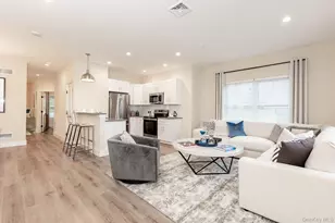 205 Romar Ct, West Babylon, NY 11704 - Photo 13