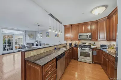 100 Sheldrake Place #2, Mamaroneck, NY 10543 - Photo 3