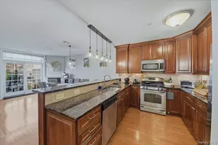 100 Sheldrake Pl, Mamaroneck, NY 10543 - Photo 3