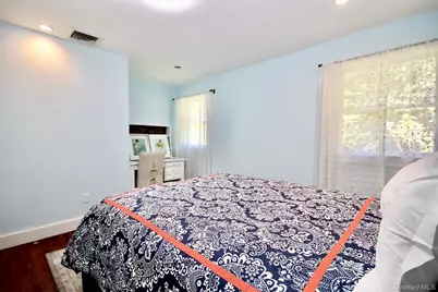 28 Old Trail Road, Water Mill, NY 11976 - Photo 17